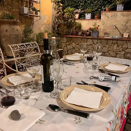 Sicilian Mountain Oasis - Entire